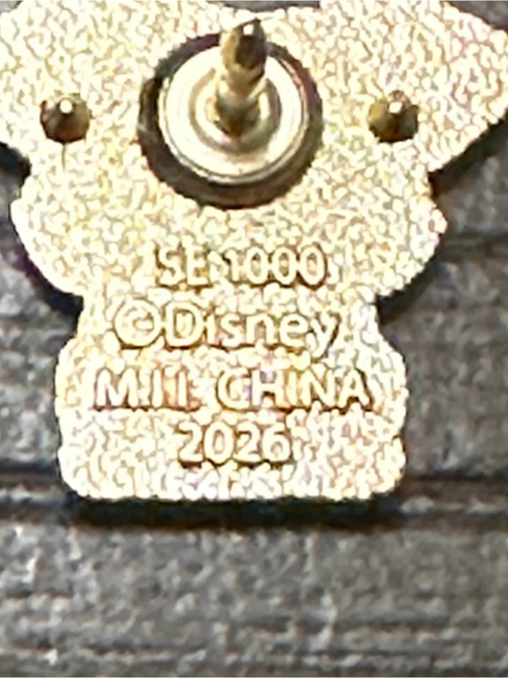 Disney Palm Pink a La Mode Micro Cats & Dogs Mystery Pin Percy Pocahontas LE1000